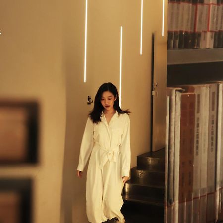 Aroma Chew Hotel Taichung Buitenkant foto